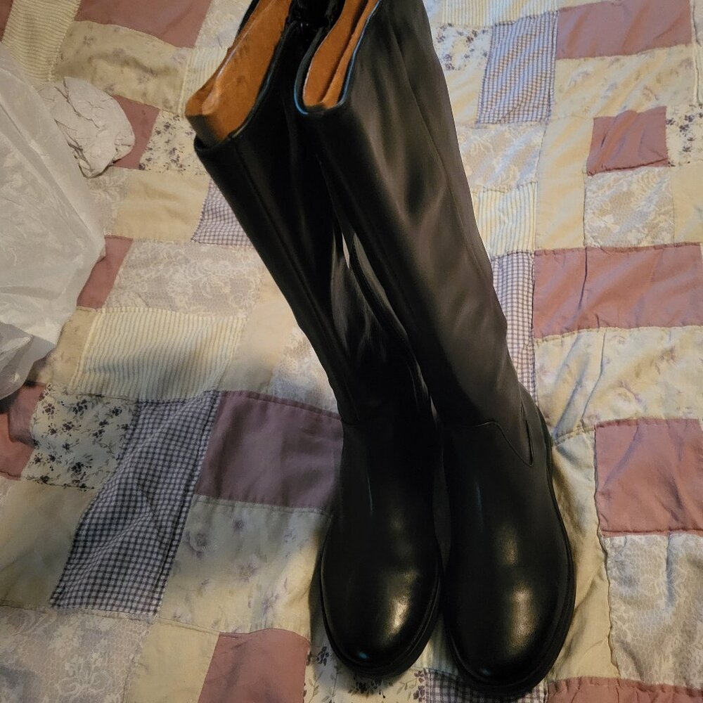 Naturallizer Tall Boots  6 1/2 wide calf (new in the box with tags)